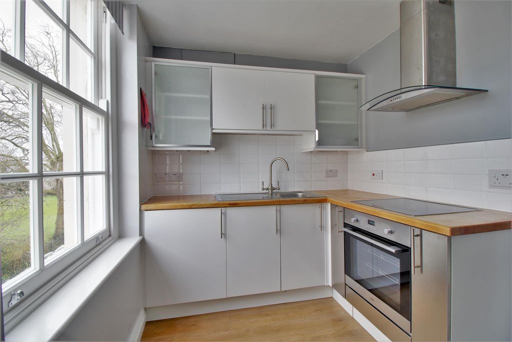 Property photo 2 of 7 Open Plan Kitchen
