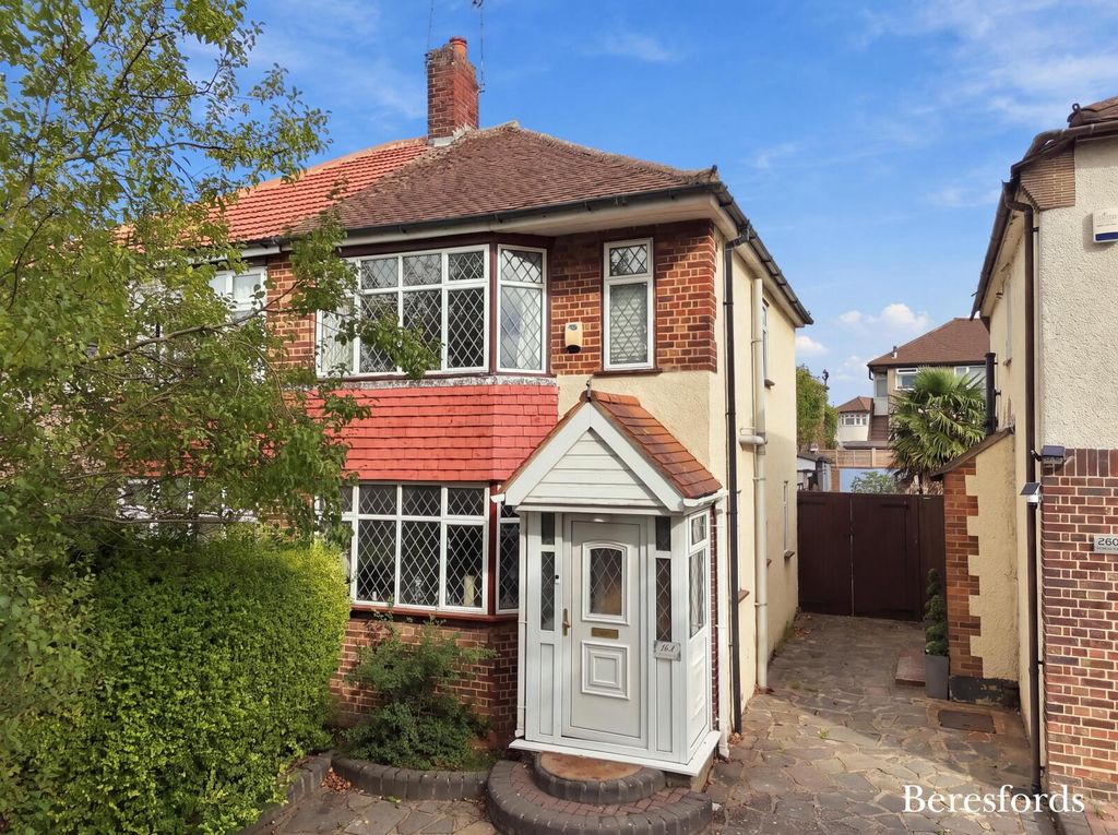 Property photo 1 of 17 Picture No. 03
