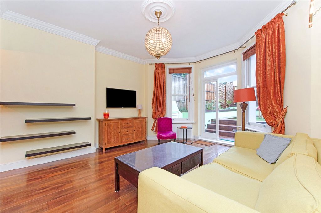 Property photo 3 of 9 A085i00000L94Fraaj_Bgo220015_06.Jpg