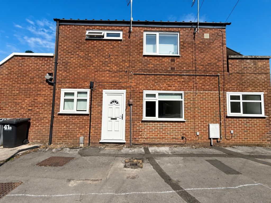 Property photo 1 of 8