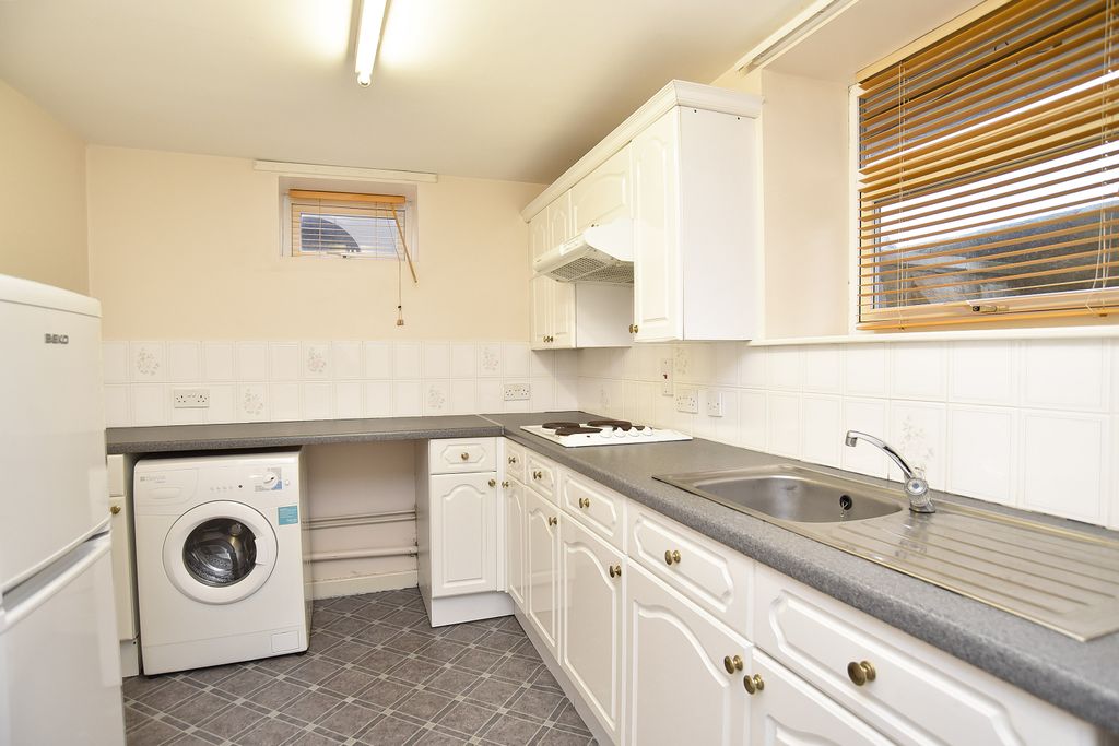 Property photo 3 of 5 3