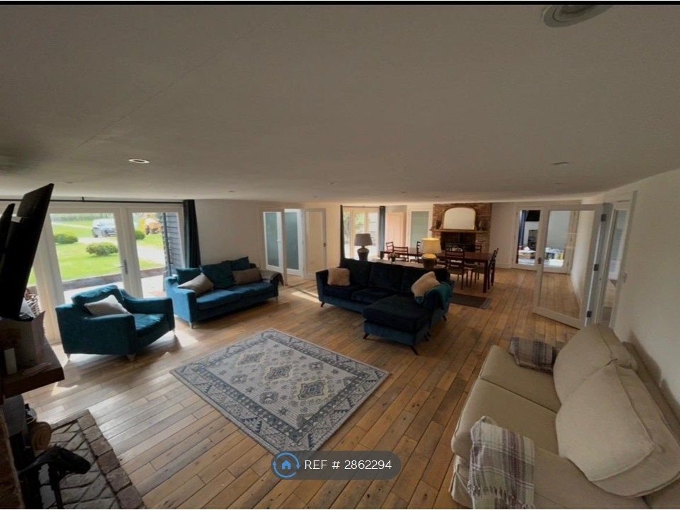 Property photo 2 of 35 Living / Dining