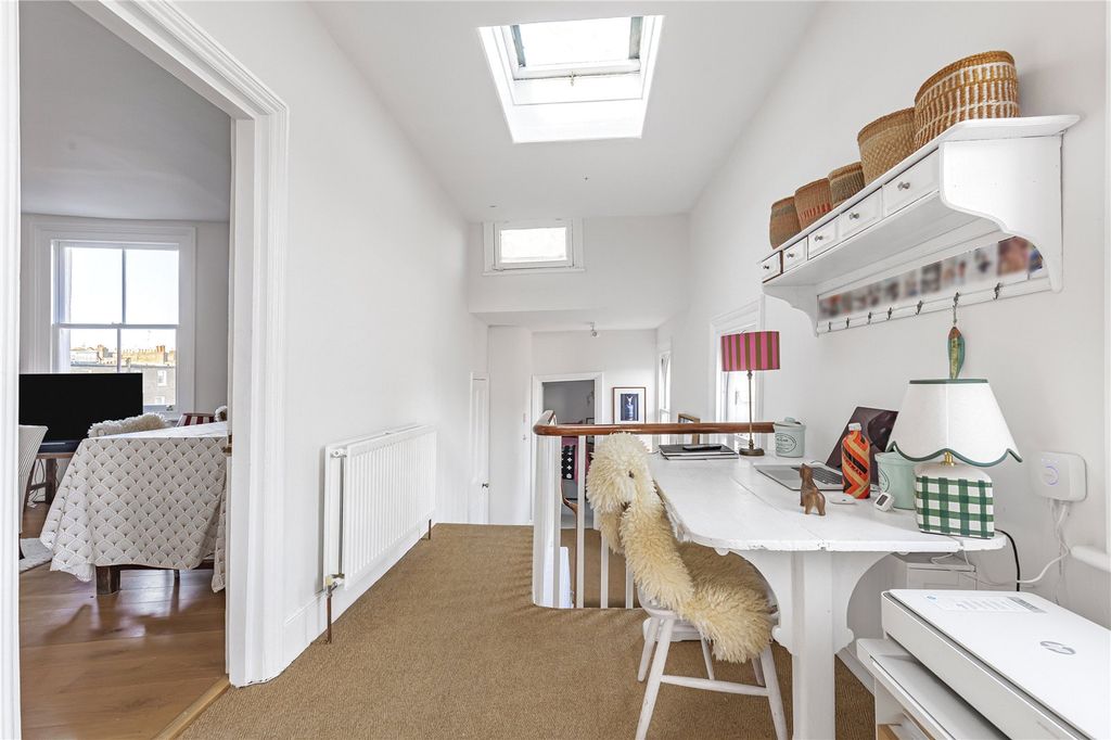 Property photo 3 of 16 Picture No. 03