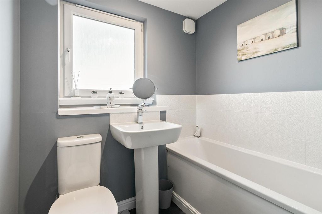 Additional image 15 of 2 bed flat for saleWillowbank Grove Bonhill, Alexandria G83