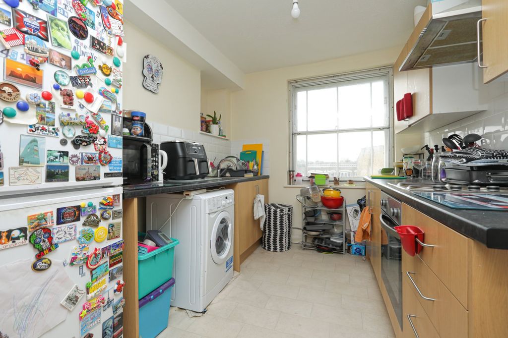 Property photo 2 of 7 Picture 2