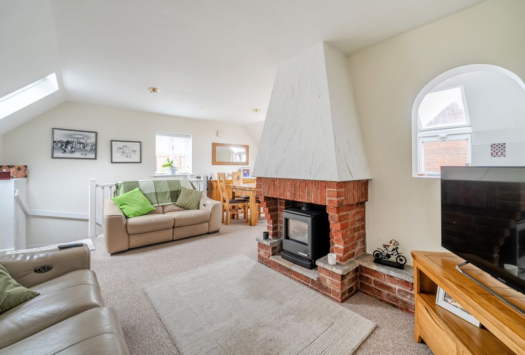 Property photo 2 of 9 1531189-14-1A1309...