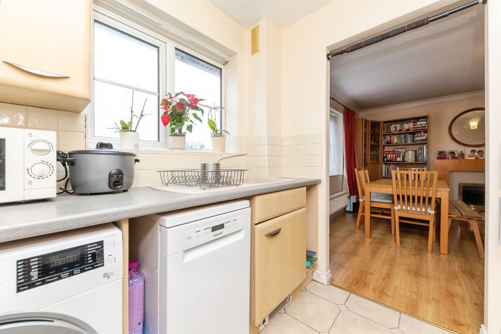 Property photo 3 of 13