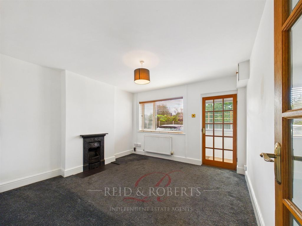 Property photo 2 of 17 Cam05148G0-Pr0027-Still013.Jpg