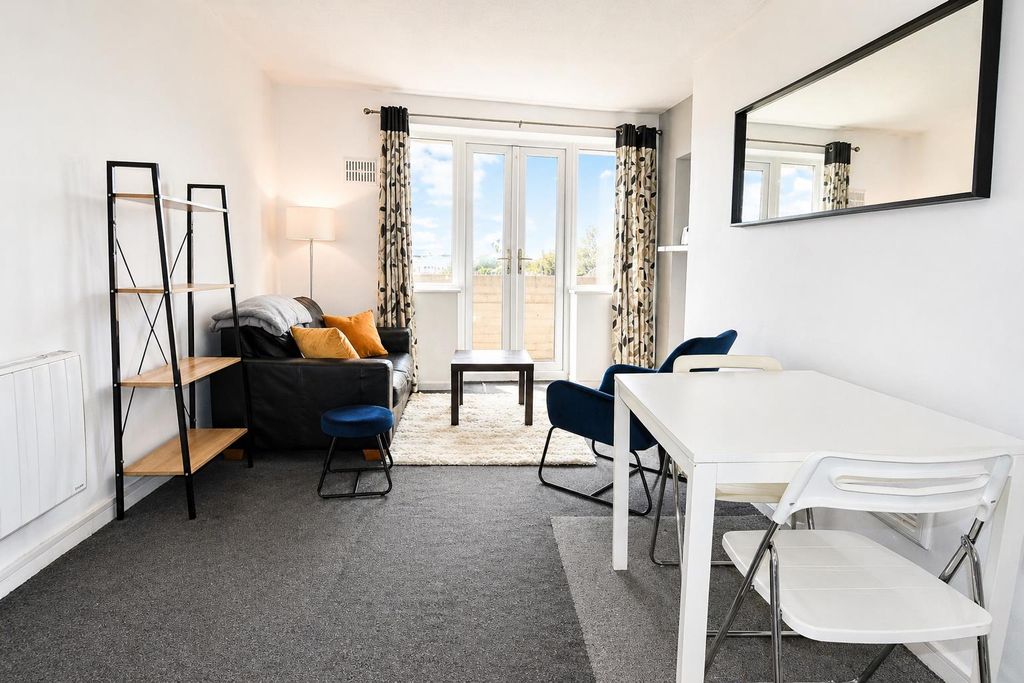 Property photo 3 of 7 Chatgpt Image Apr 28, 2026, 02_53_12 Pm.Png