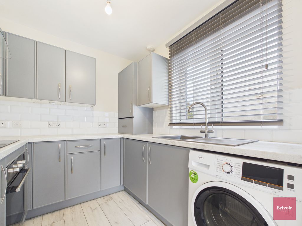 2 bed flat to rentBishopston Road, Bishopston, Swansea SA3