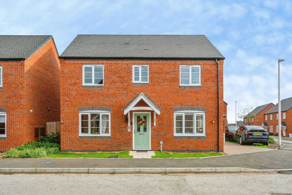 Property photo 1 of 29 Pbox-Img.Jpg