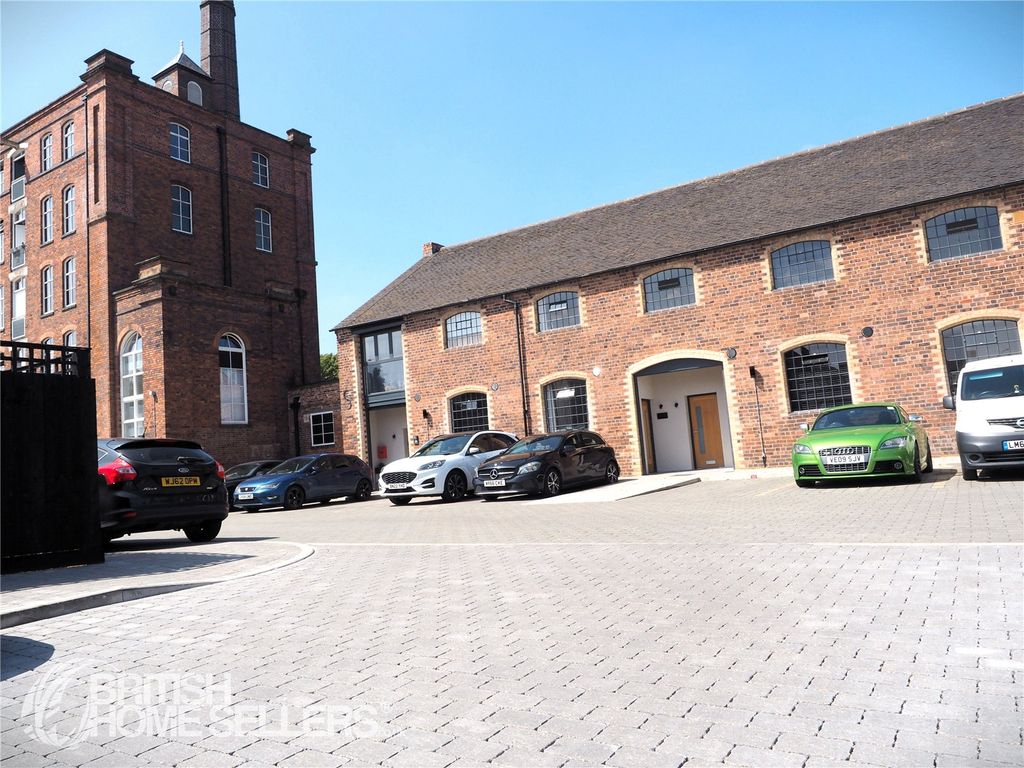 Property photo 1 of 21 1