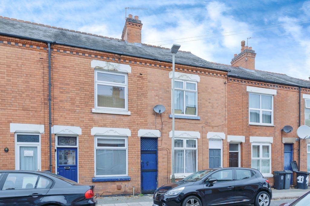 Property photo 1 of 17