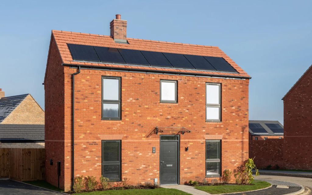 Property photo 1 of 12 Image