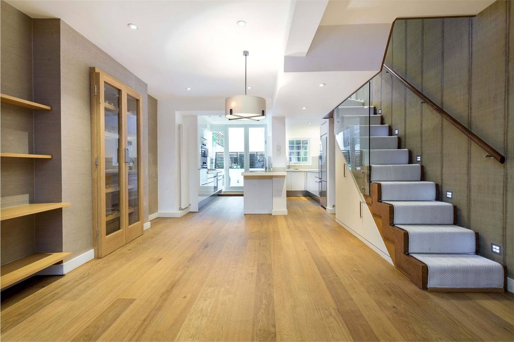 Property photo 1 of 14 Picture No. 05