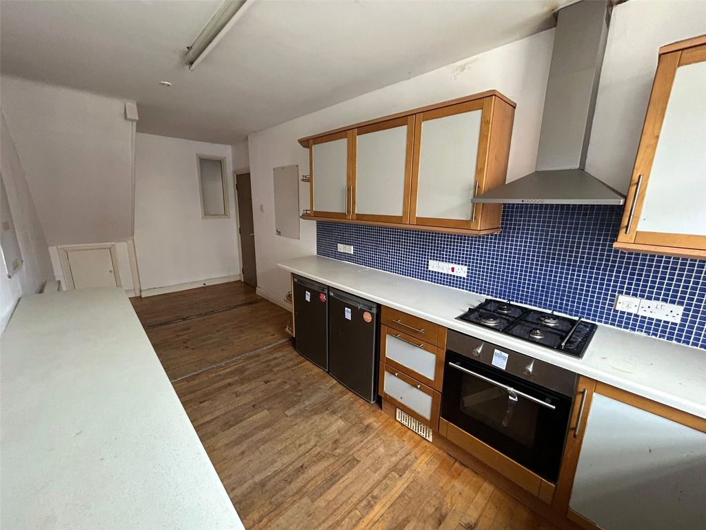 Property photo 3 of 19 Picture No. 03