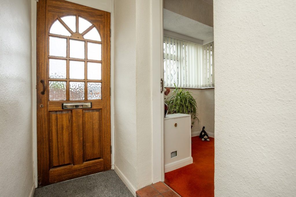 Property photo 3 of 28