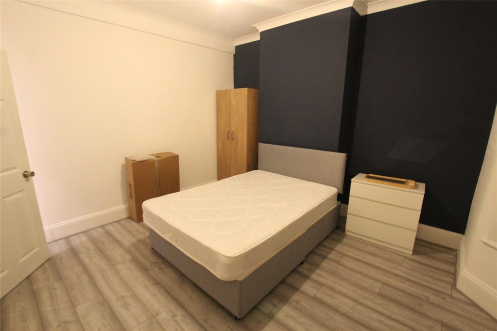 Property photo 2 of 9 Picture No. 08