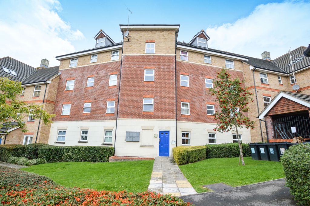 Property photo 2 of 8