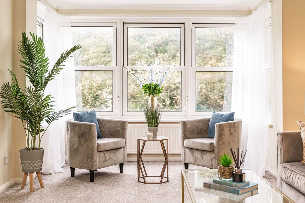 Property photo 2 of 17 Park Royal (1).Jpg