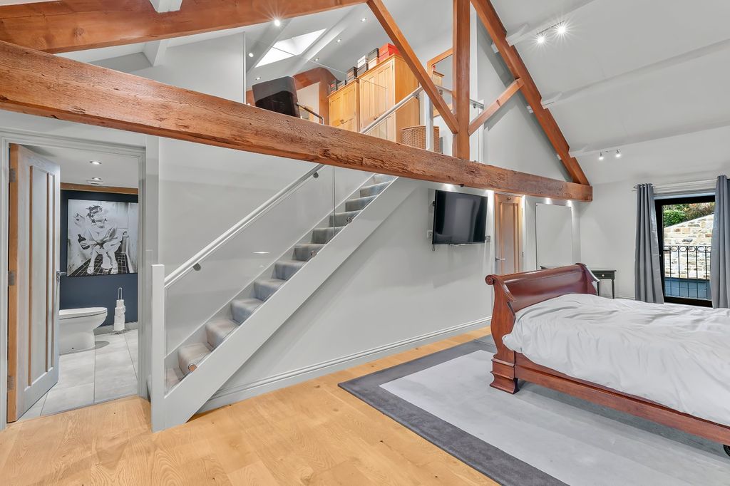 Property photo 3 of 46 Picture 3