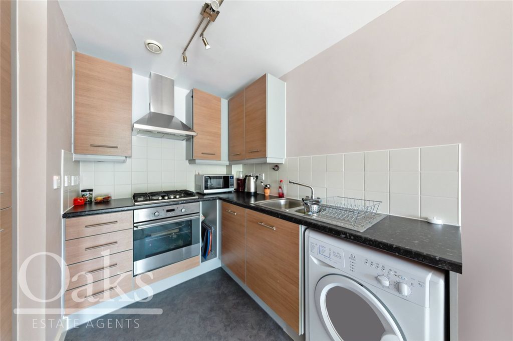 Property photo 2 of 8 Picture No. 04