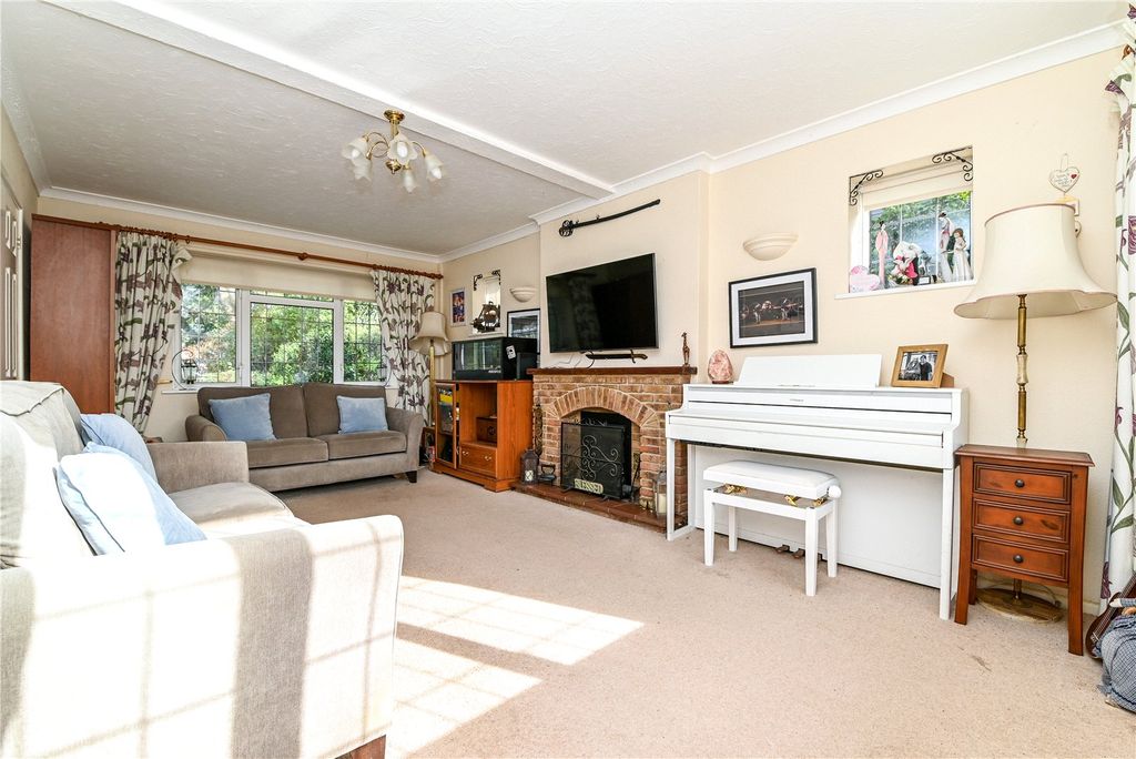 Property photo 3 of 19 Picture No. 10