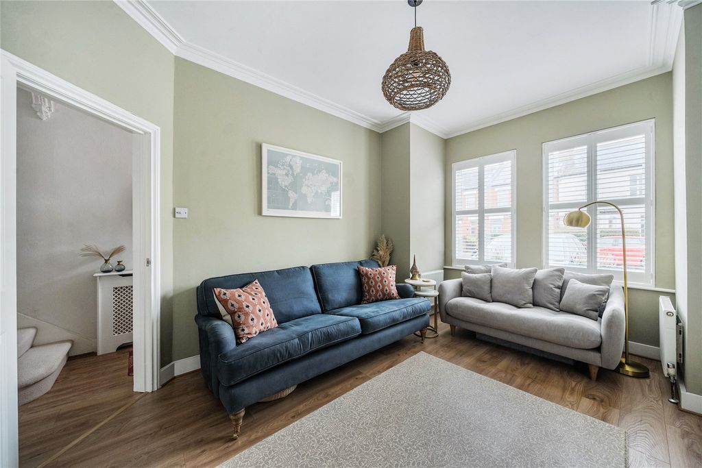 Property photo 2 of 13 Picture No. 18