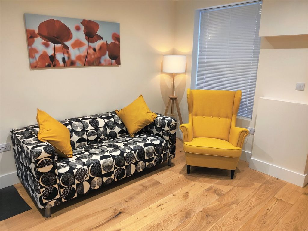 Property photo 3 of 6 Picture No. 05