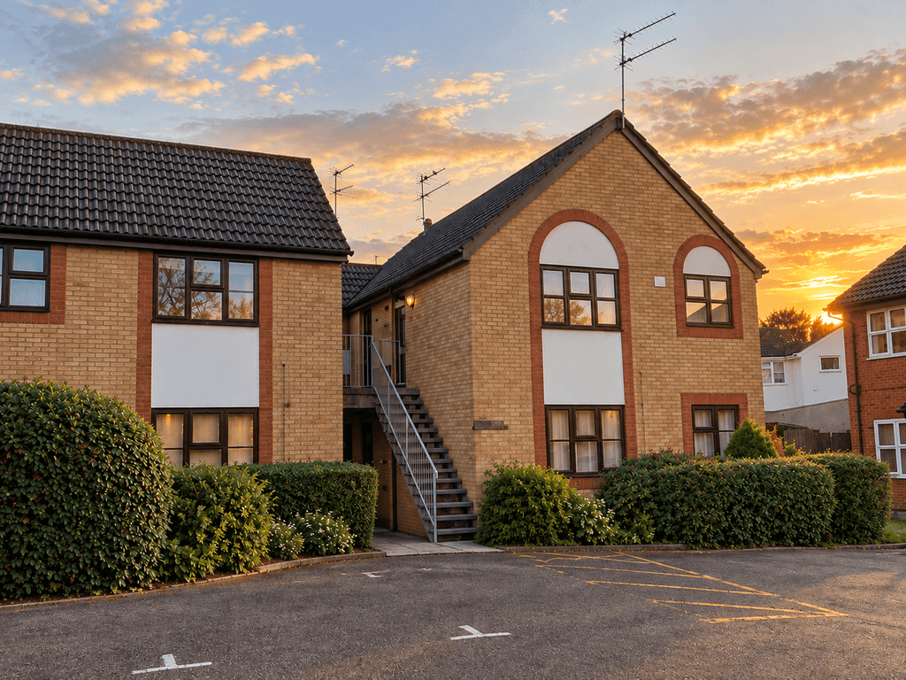 Property photo 1 of 6 Burgess Field, Chelmsford, Essex, CM2 6Tr