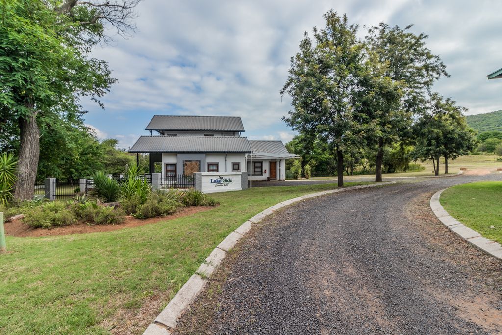 Property photo 2 of 58