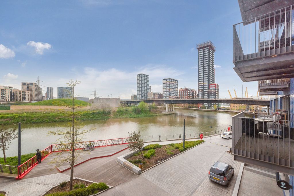 Property photo 2 of 12 Photo 14