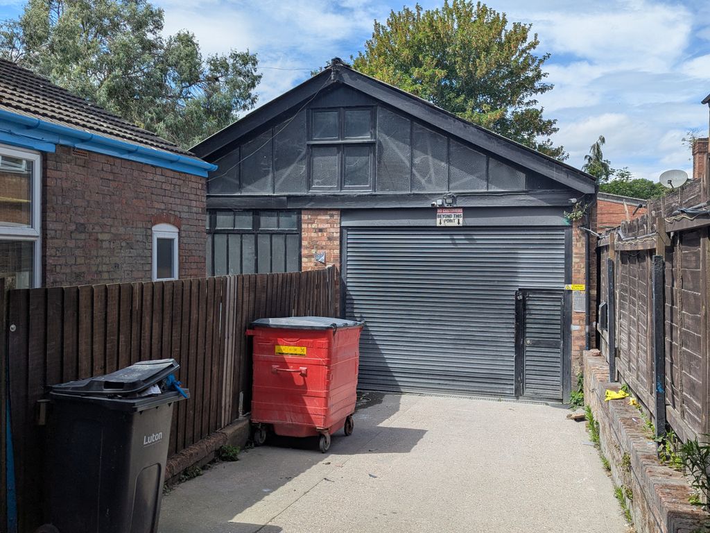 Property photo 2 of 2