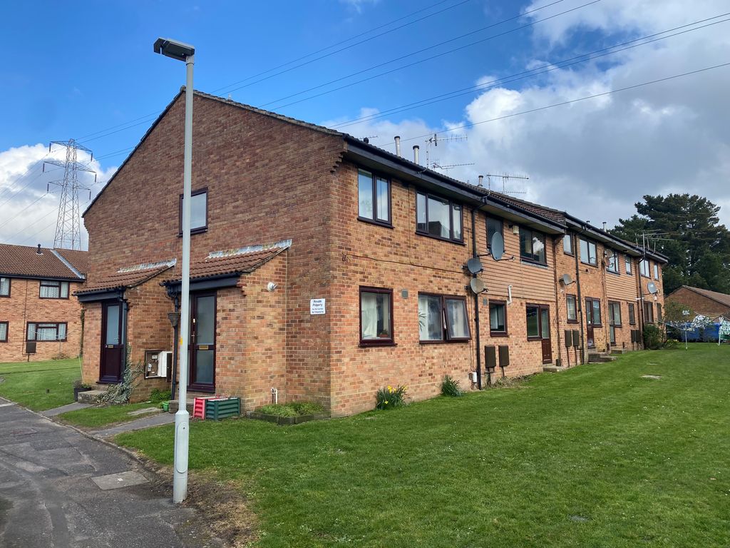 Property photo 1 of 8