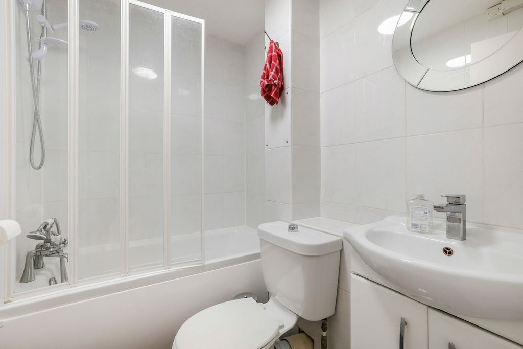 Property photo 3 of 11 Pbox-Img.Jpg