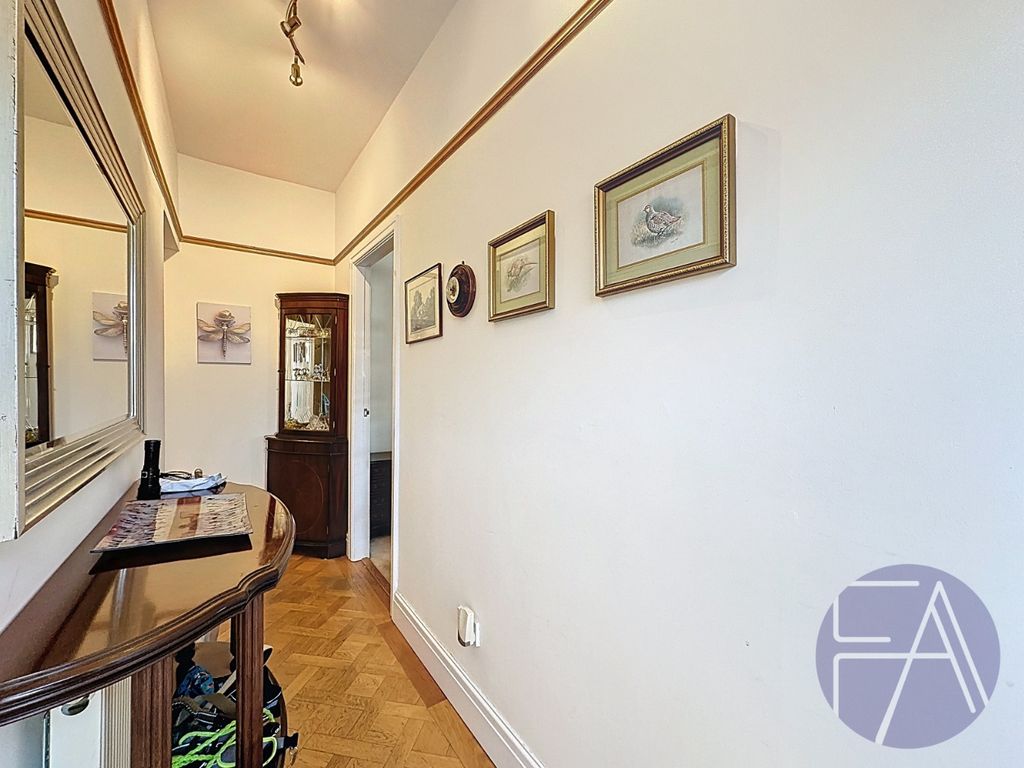 Property photo 2 of 32 5051411