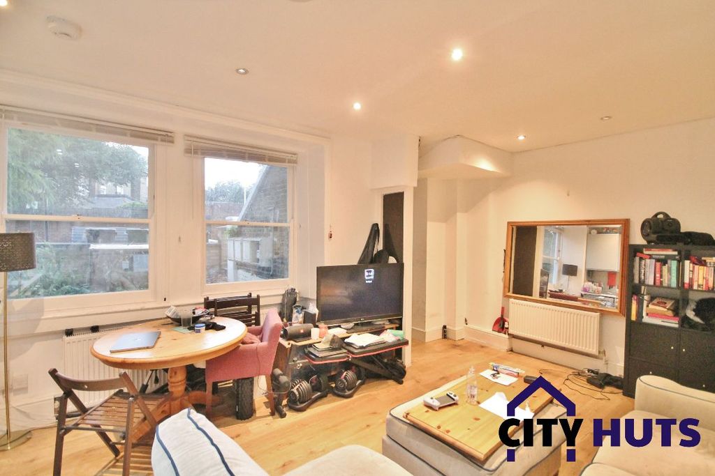 Property photo 3 of 9