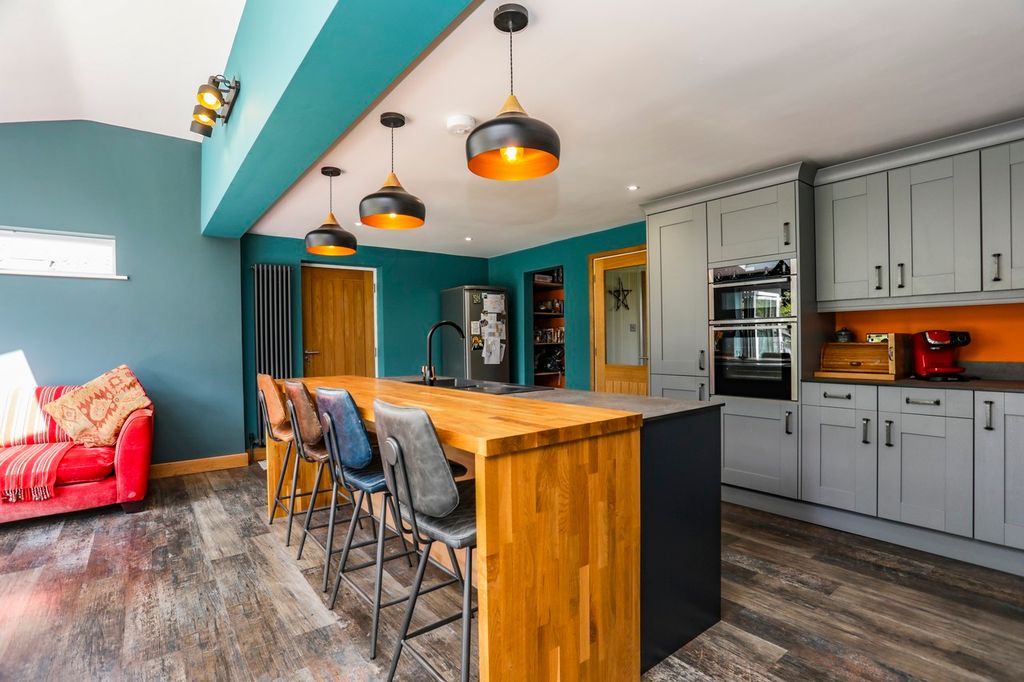 Property photo 2 of 21 9T5A3969