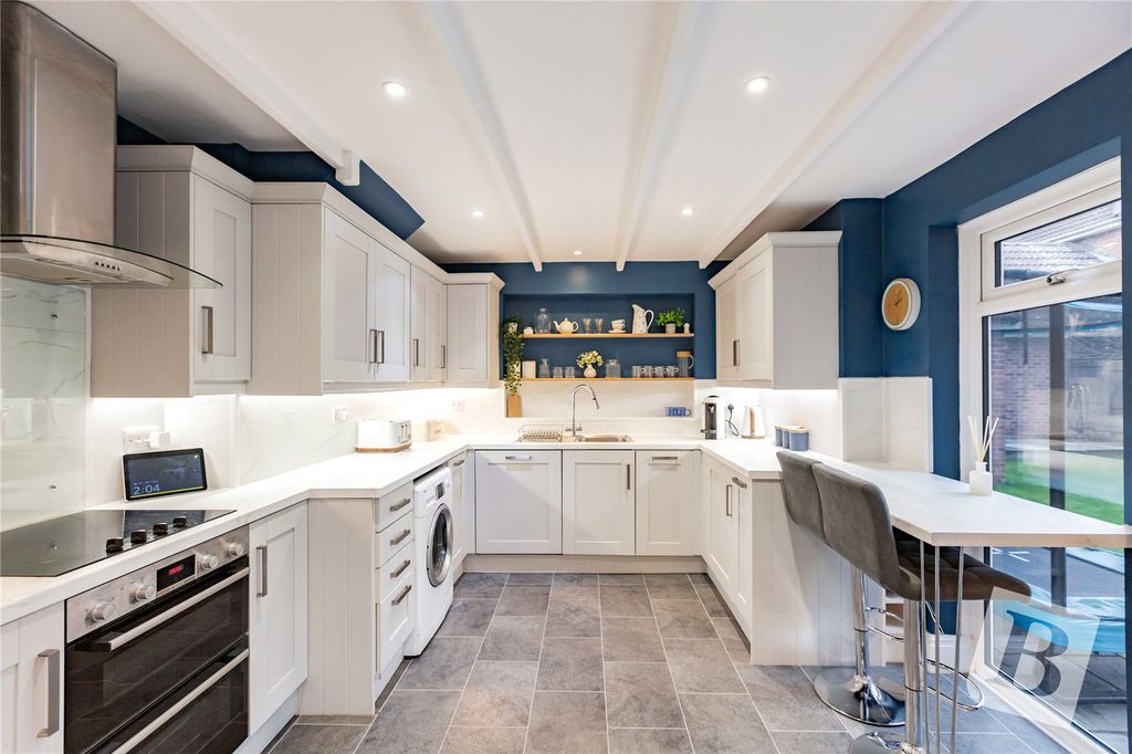 Property photo 3 of 25 Kitchen/Diner