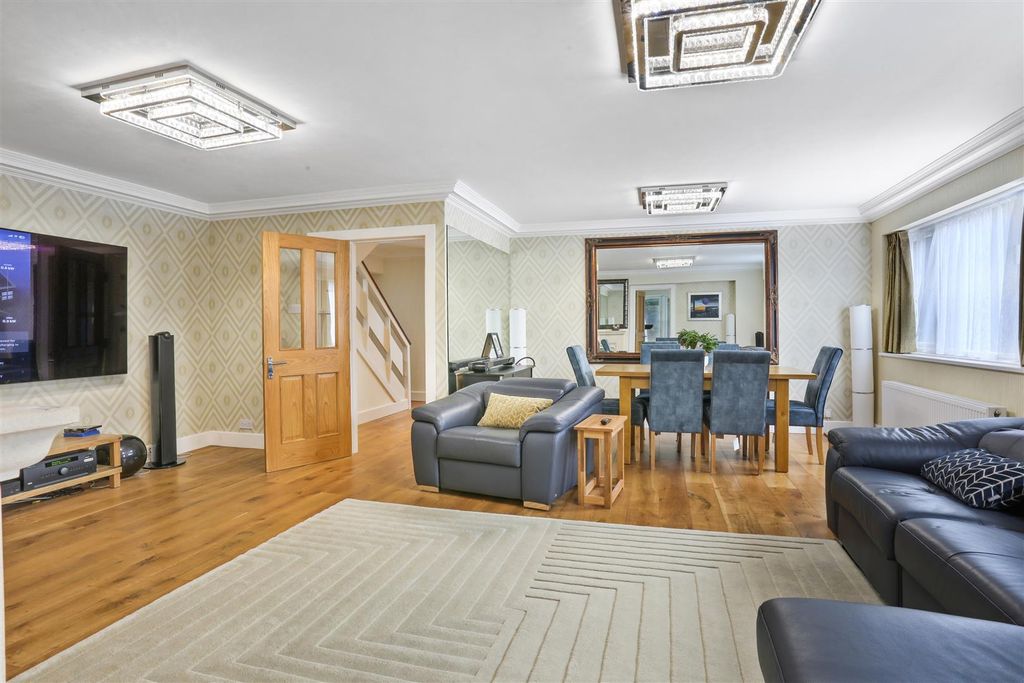 Property photo 2 of 34 1720148554 - 25.Jpg