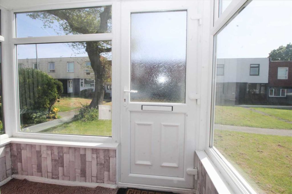 Property photo 2 of 11 Entrance Porch