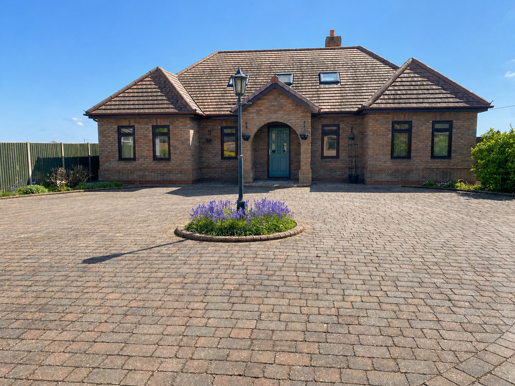 Property photo 1 of 36