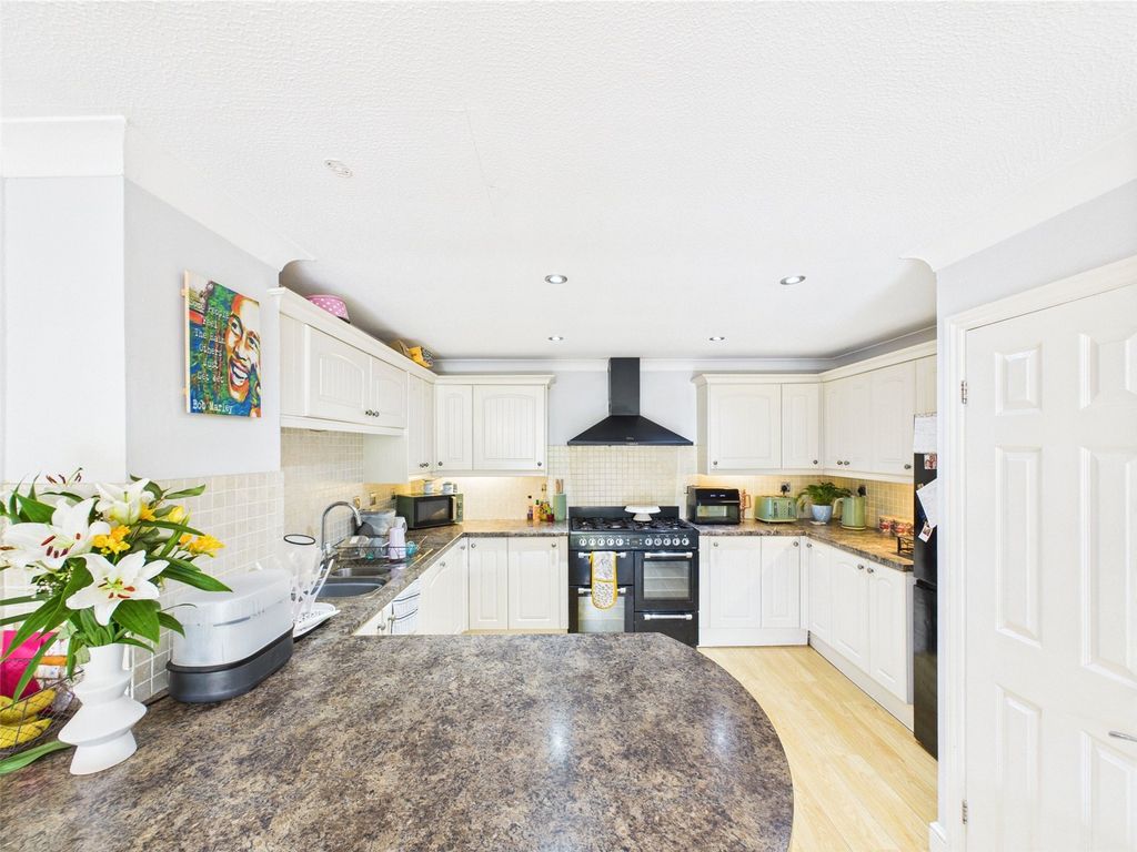 Property photo 2 of 15 Picture No. 02
