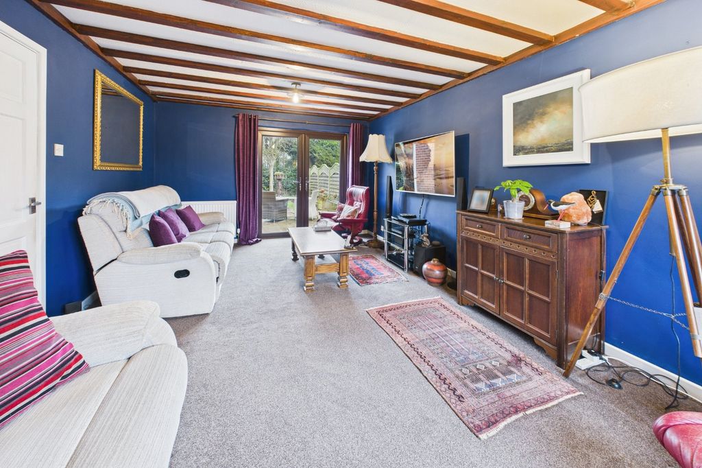 Property photo 2 of 14 Living Room