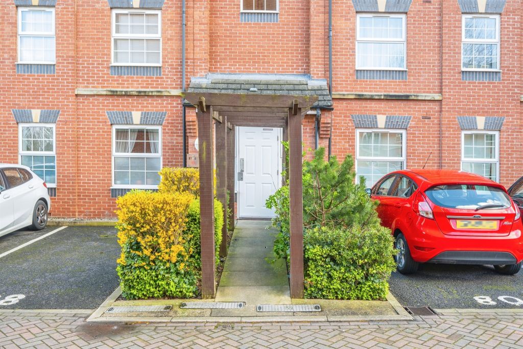 Property photo 3 of 19