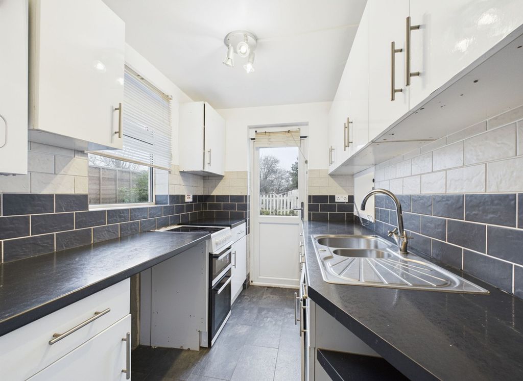 Property photo 3 of 8