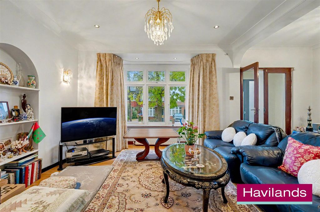 Property photo 3 of 22 Curthwaite Garden-13.Jpg