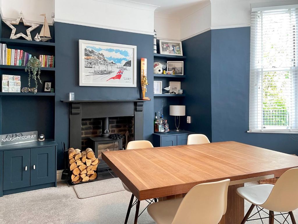 Property photo 3 of 38 Dining Room