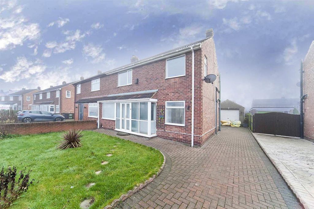 Property photo 1 of 29