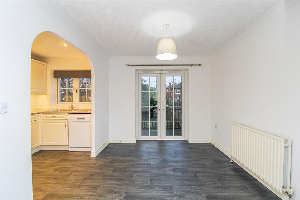 Property photo 3 of 12 Dining Room